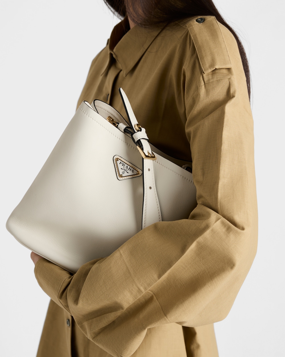 Medium Leather Bag - Image 2